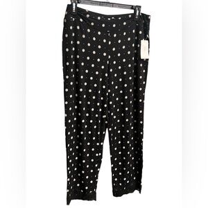 Black and white design pajama pants